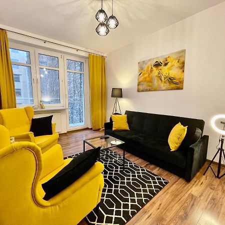 Diamond Metro Wifi 300 Mbs 70'Tv Netflix Hbo Appletv+ Apartment Varşovia Exterior foto