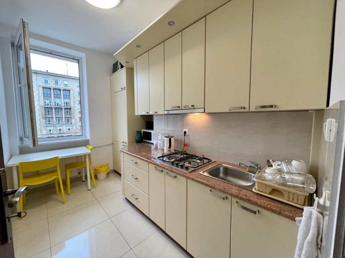 Diamond Metro Wifi 300 Mbs 70'Tv Netflix Hbo Appletv+ Apartment Varşovia Exterior foto