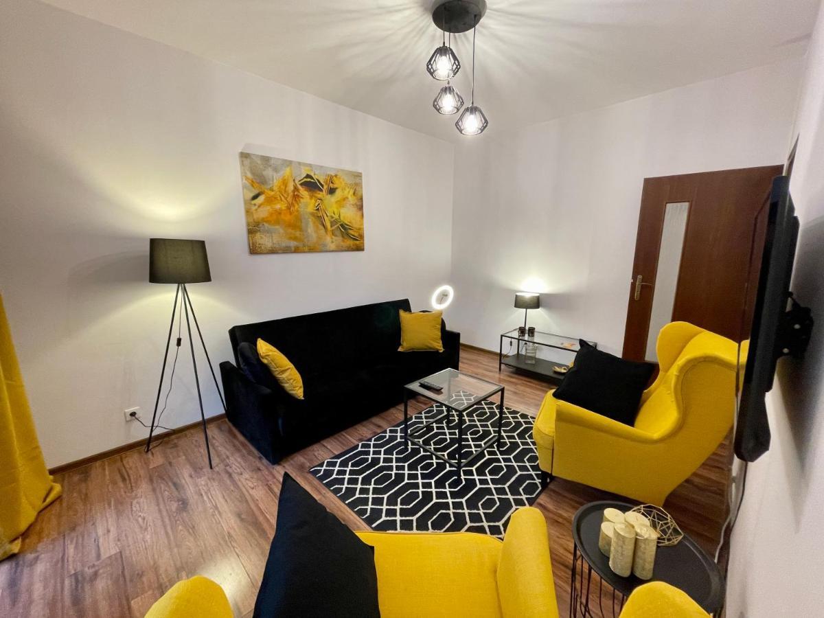 Diamond Metro Wifi 300 Mbs 70'Tv Netflix Hbo Appletv+ Apartment Varşovia Exterior foto